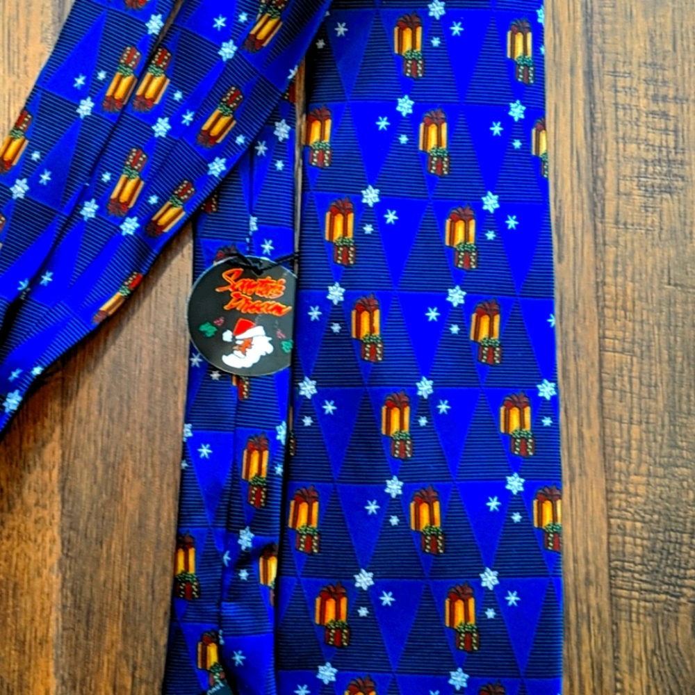 Christmas tie